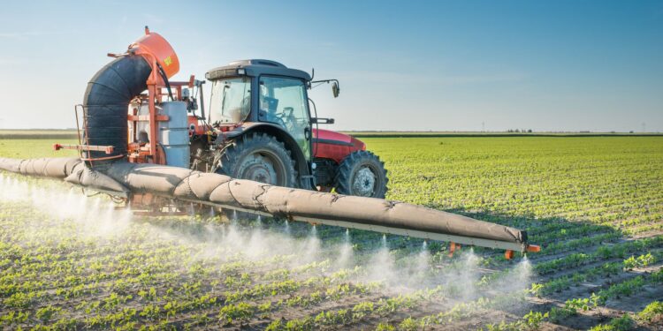 Audiência no STF sobre isenção tributária dos pesticidas será em novembro