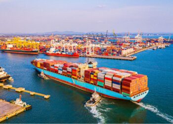 Lula assina convênios para impulsionar exportações de micro e pequenas empresas