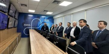 Mapa realiza visita técnica em empresa e discute produção de vacinas de febre aftosa