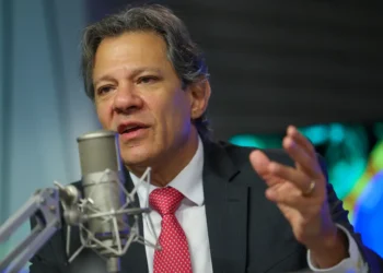 Fazenda eleva previsão de crescimento do PIB mas variação do agro segue negativa