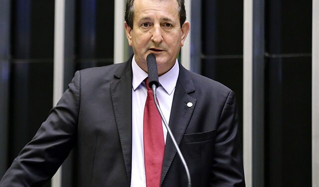 Projeto de Lei propõe que bancos públicos deixem de financiar desmatamento e a exploração de petróleo