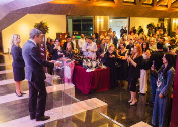 Embaixador da Itália destaca a tradição e a excelência do vinho italiano no Brasil