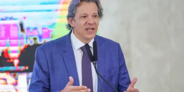 Haddad confirma finalização do pacote de corte de gastos e aguarda articulação com o Congresso