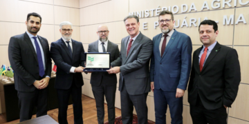Representantes da Abic debatem balanço e ações do setor cafeeiro, durante encontro com Fávaro
