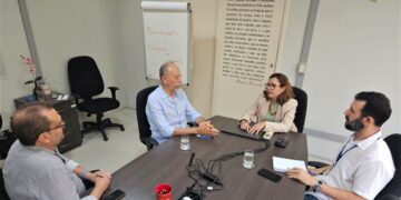 Secretário do MCTI discute medidas para o desenvolvimento do semiárido brasileiro