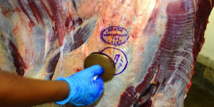 IBGE: Preços da indústria variam -0,12% em fevereiro