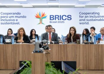 No BRICS, Brasil defende emprego com foco em inteligência artificial e justiça social