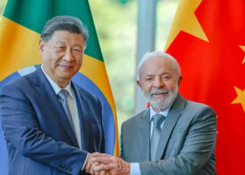 Lula visita a China em busca de novos acordos comerciais para o Brasil