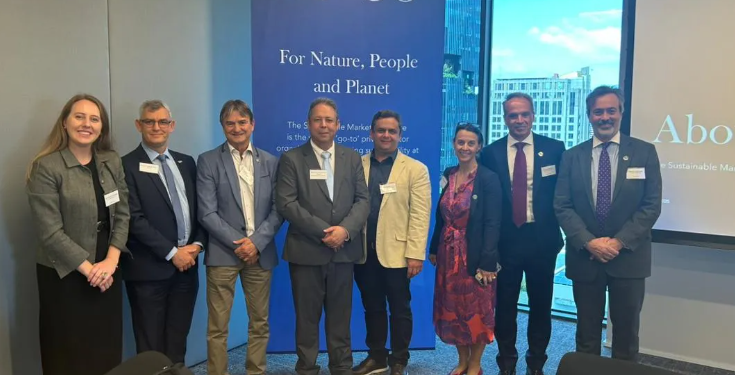 Projeto de cafeicultura sustentável do Mapa é destaque em fórum internacional promovido pelo rei Charles III