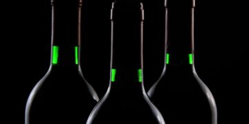 Operação Ronda Agro Ciber II retira R$ 1 milhão em anúncios ilegais de bebidas do ar