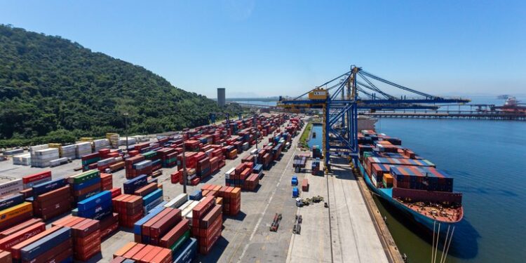 Exportações brasileiras crescem 10,6% na abertura de julho e saldo da balança atinge US$ 1,3 bilhão