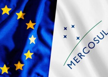 Comissão Europeia aprova texto do acordo Mercosul-UE, que avança para análise dos países-membros