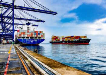 Balança comercial mantém superávit e agro lidera crescimento das exportações em dezembro