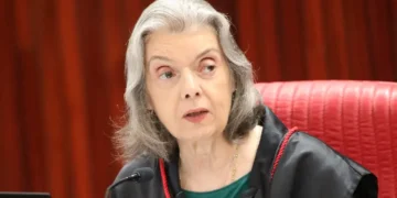 Fachin indica Cármen Lúcia para relatar proposta de código de ética do STF